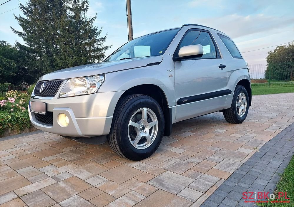 2006' Suzuki Grand Vitara photo #1