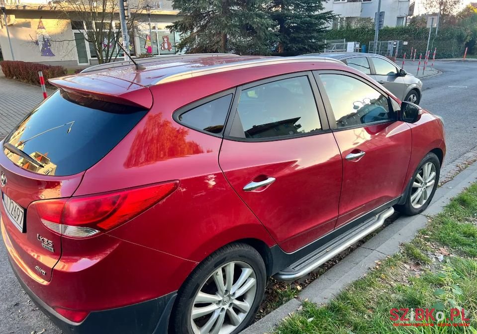 2011' Hyundai ix35 photo #3