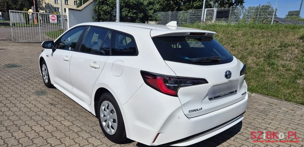 2021' Toyota Corolla photo #3