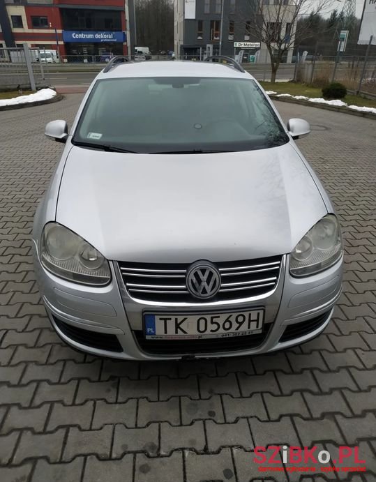 2007' Volkswagen Golf photo #4