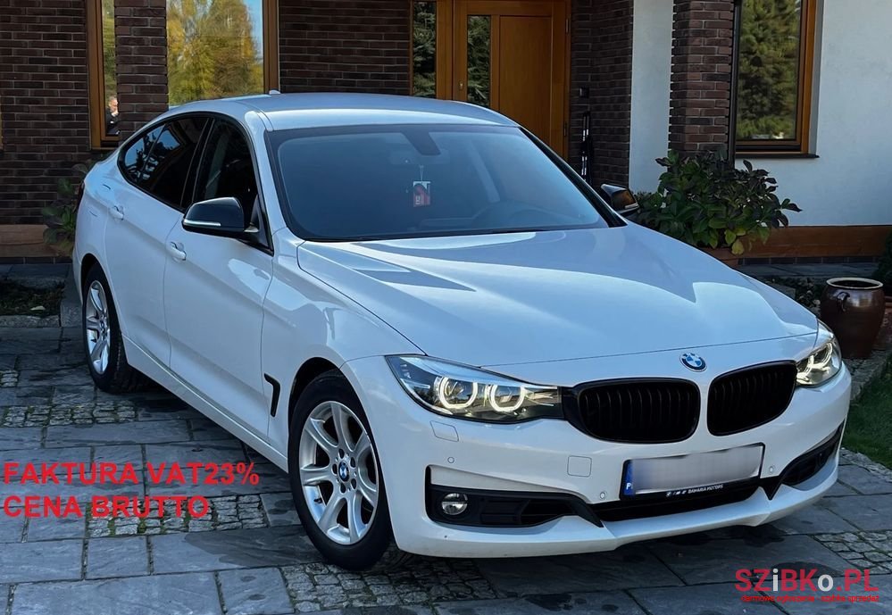 2020' BMW 3Gt photo #1