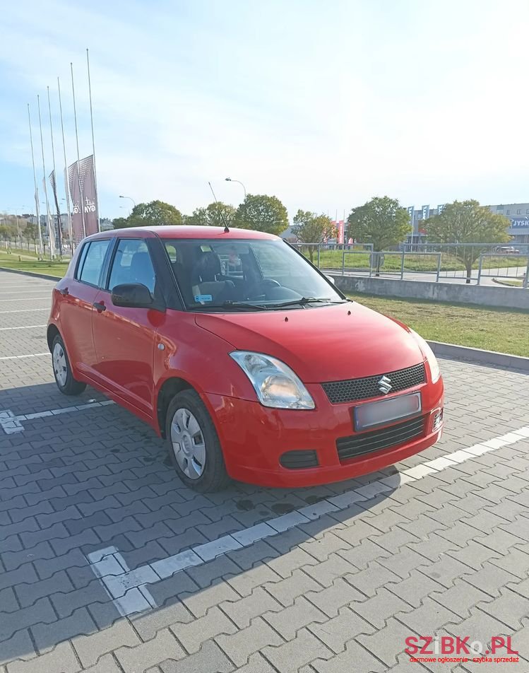 2007' Suzuki Swift 1.3 Club photo #3