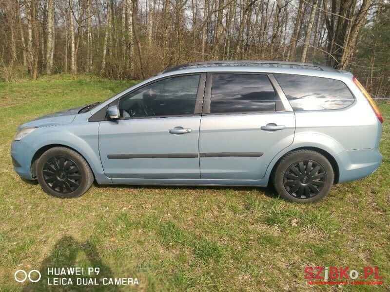 2008' Ford Focus photo #3