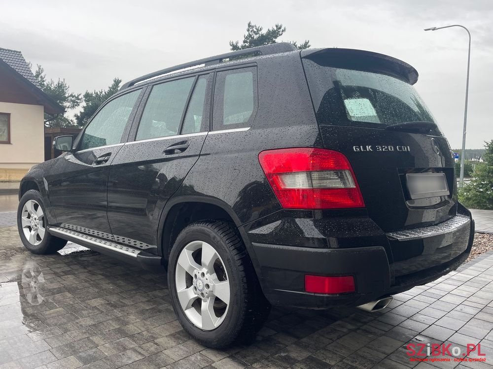 2008' Mercedes-Benz GLK photo #3