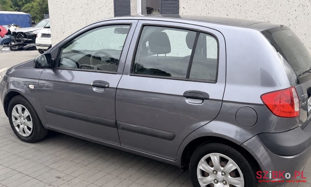 2009' Hyundai Getz 1.1 Top-Line photo #2