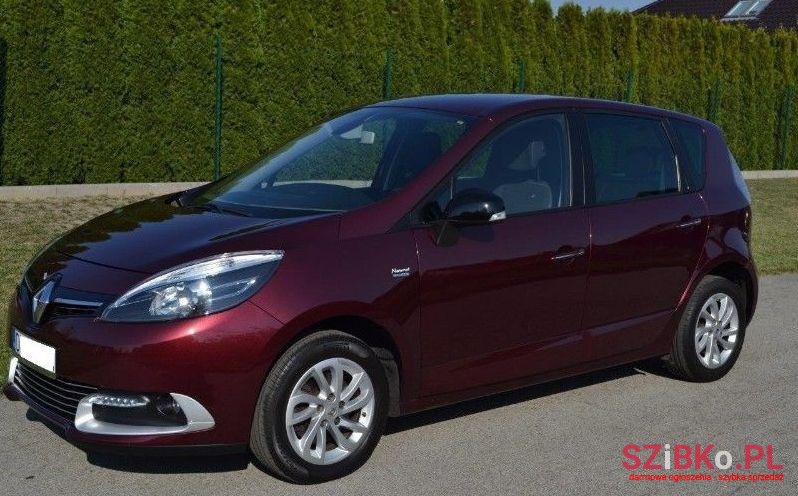 2015' Renault Scenic photo #1