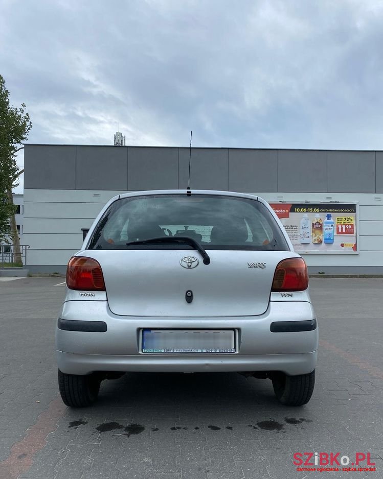 2004' Toyota Yaris 1.3 Blue photo #3