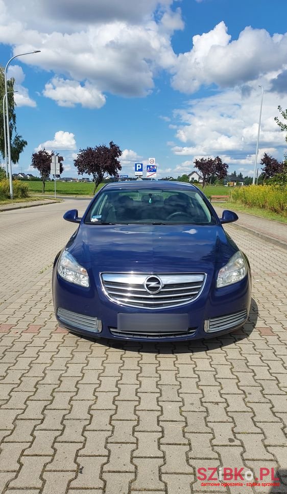 2011' Opel Insignia photo #1