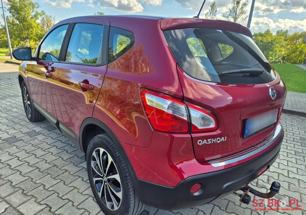 2013' Nissan Qashqai 2.0 Tekna photo #6