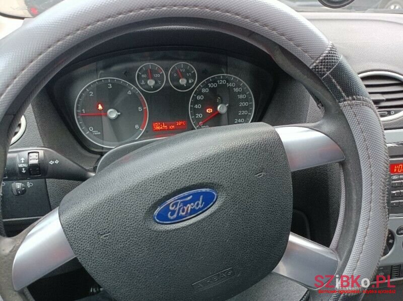 2007' Ford Focus photo #5