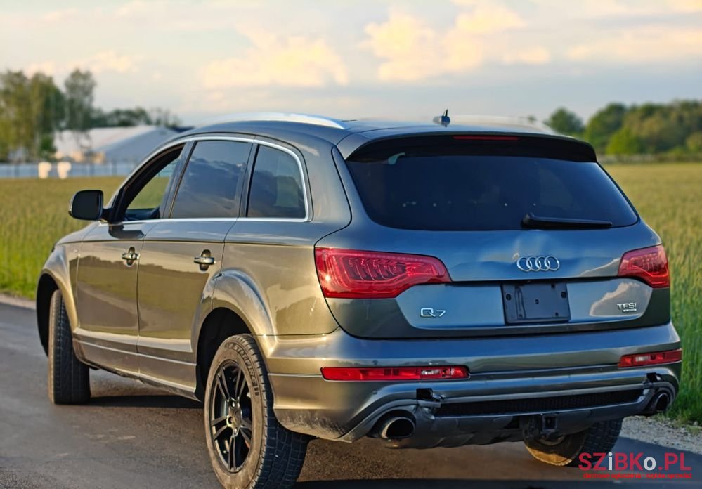 2015' Audi Q7 photo #3