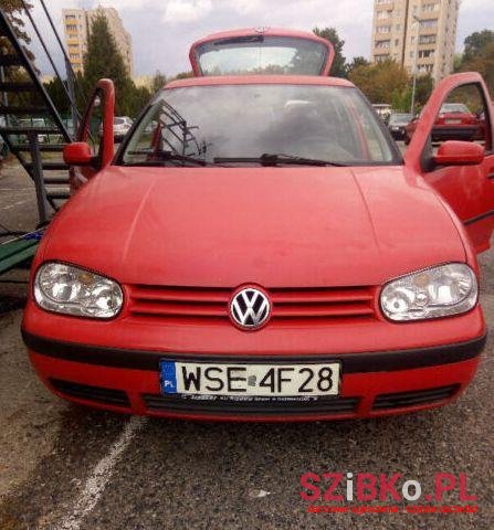 1999' Volkswagen Golf photo #3