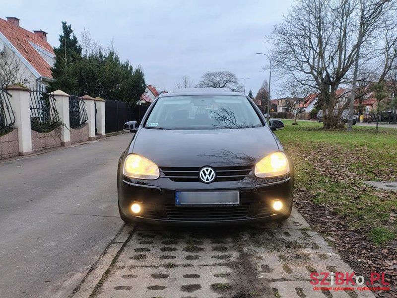 2007' Volkswagen Golf photo #1