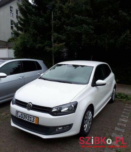 2010' Volkswagen Polo photo #1