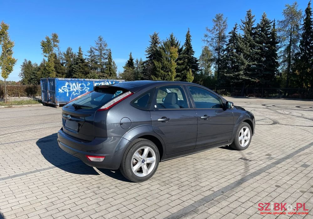 2009' Ford Focus 1.8 Ghia photo #5