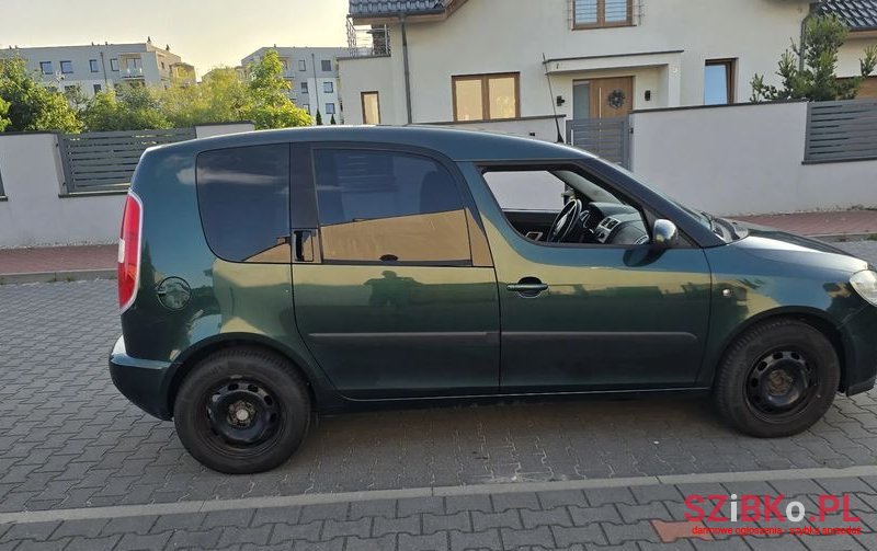 2009' Skoda Roomster 1.6 16V photo #6
