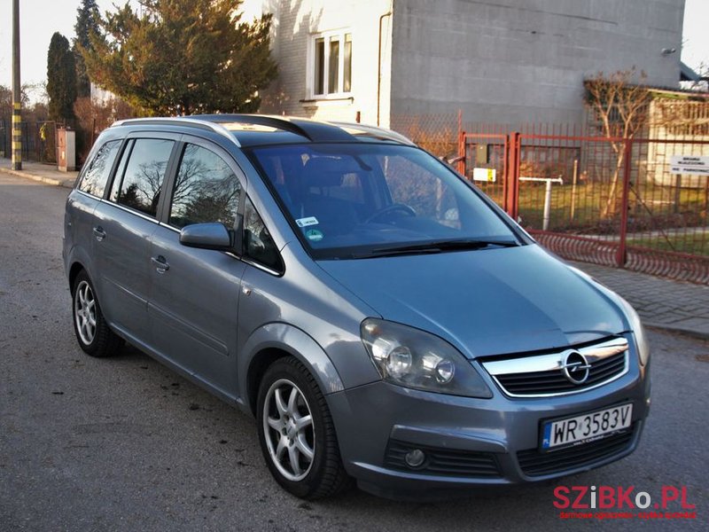 2005' Opel Zafira photo #4