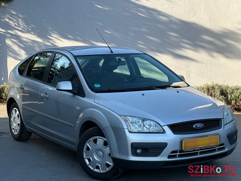 2008' Ford Focus photo #1