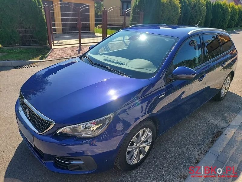 2018' Peugeot 308 photo #2