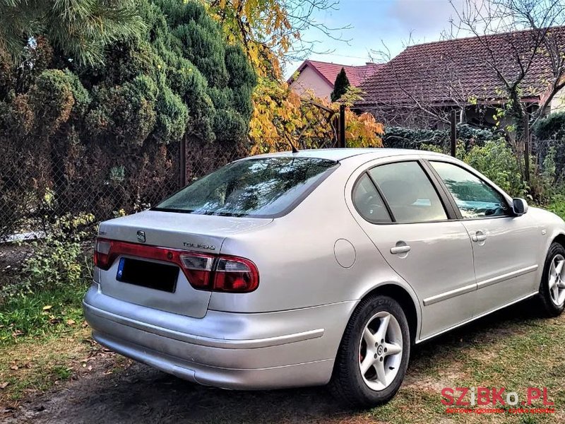 2001' SEAT Toledo photo #2