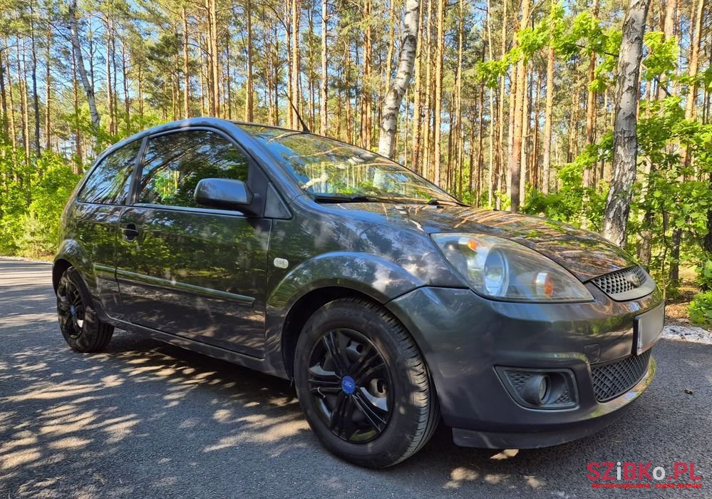 2008' Ford Fiesta photo #3