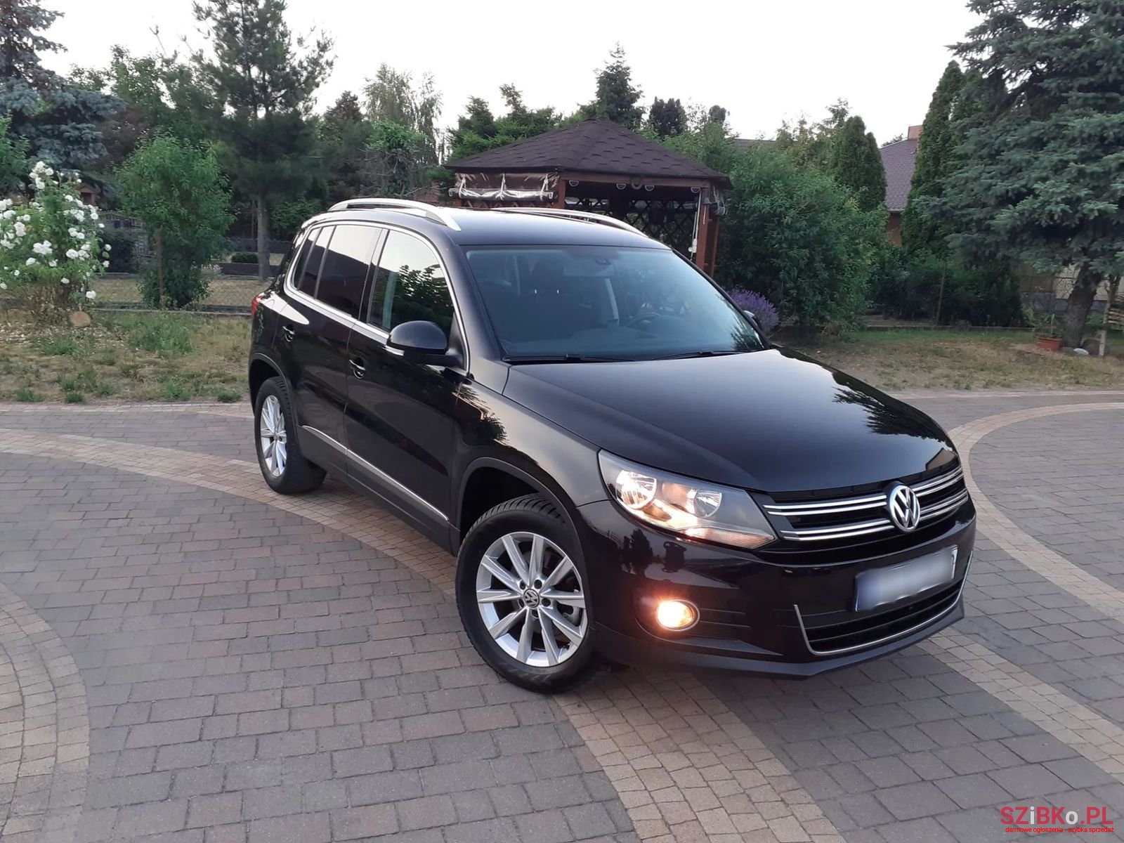 2012' Volkswagen Tiguan photo #1