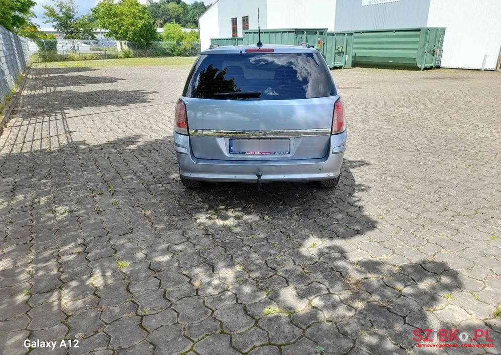 2006' Opel Astra photo #6