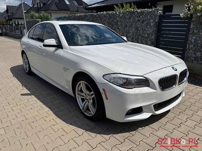2012' BMW 5 Series 535I Xdrive photo #3