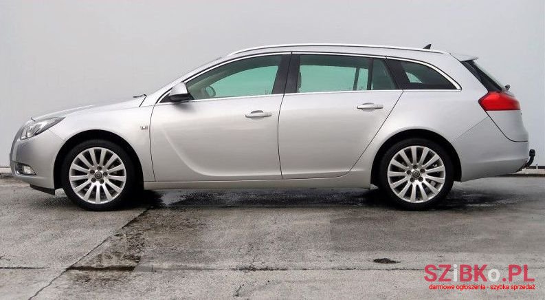 2009' Opel Insignia photo #2