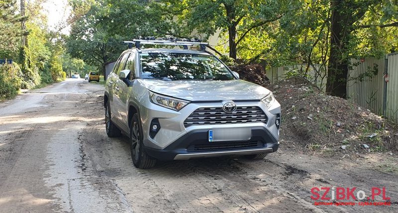 2022' Toyota RAV4 photo #3