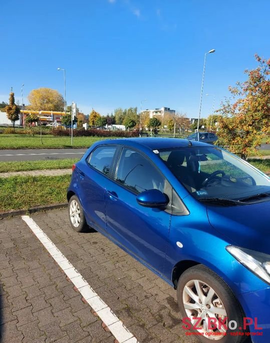 2008' Mazda 2 photo #3