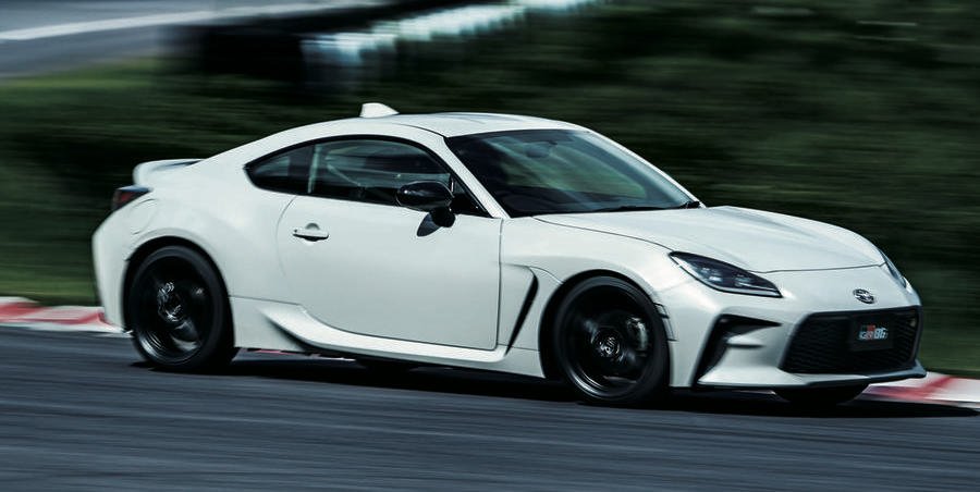 Toyota GR 86 buyers offered Subaru BRZ test drives in Japan