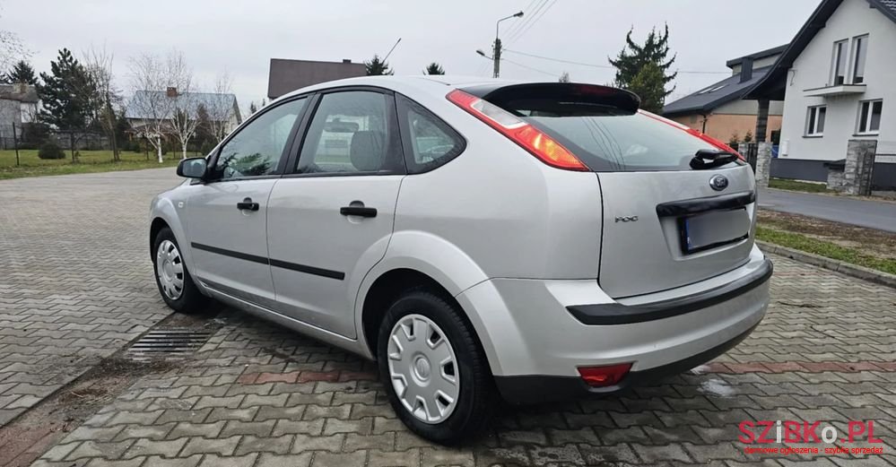 2007' Ford Focus photo #1