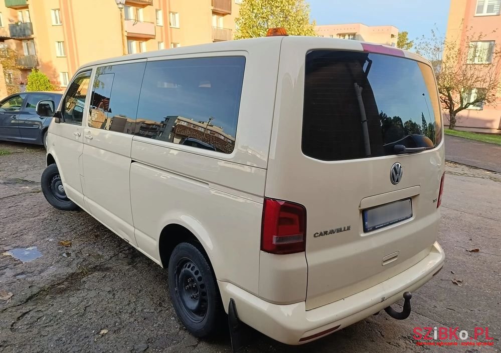 2011' Volkswagen Transporter photo #4