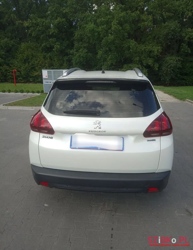 2016' Peugeot 2008 photo #5