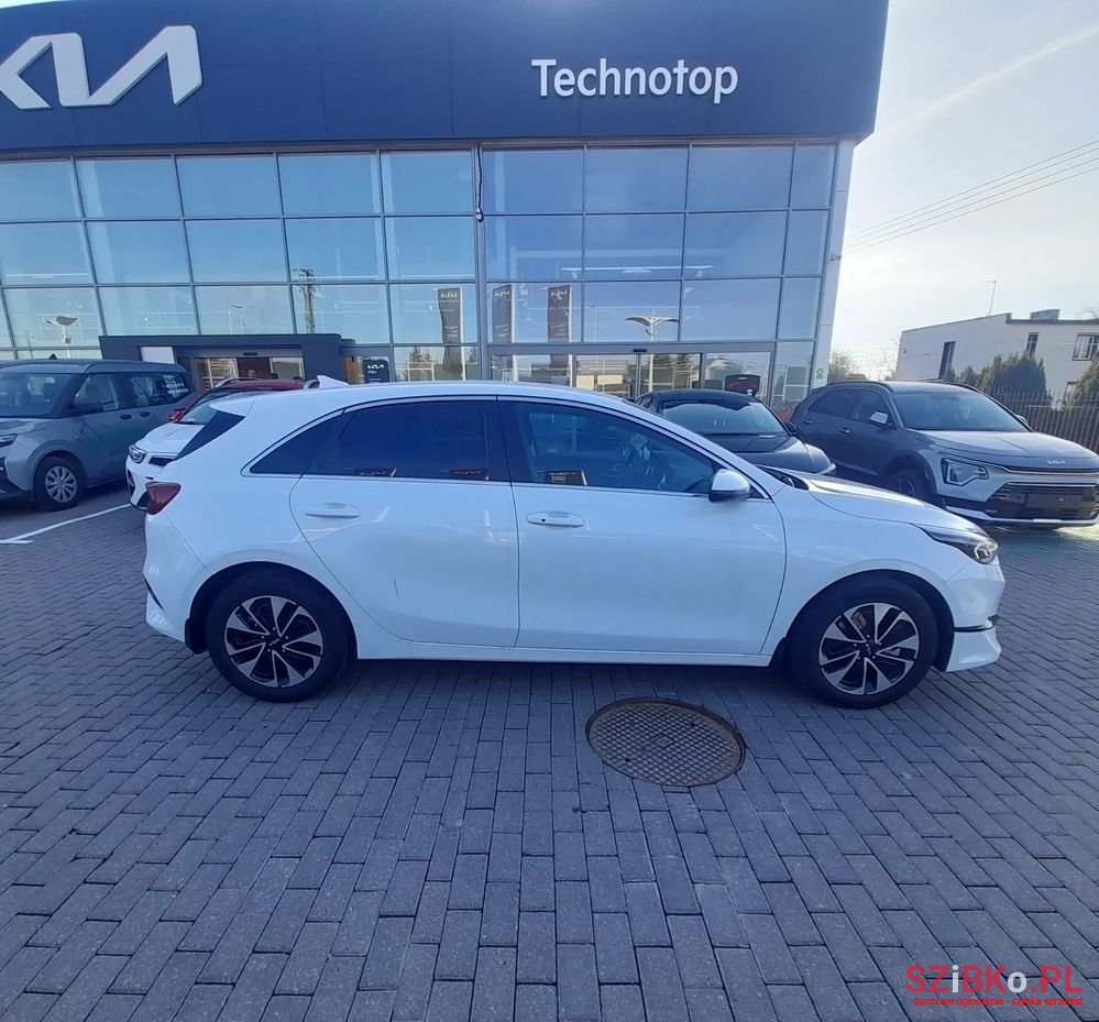 2024' Kia Ceed 1.5 T-Gdi Tribute photo #5