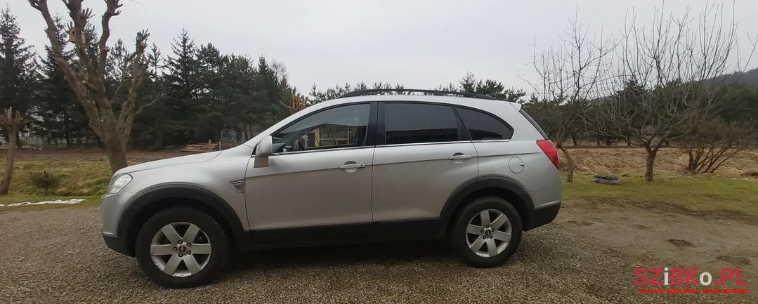 2006' Chevrolet Captiva photo #6