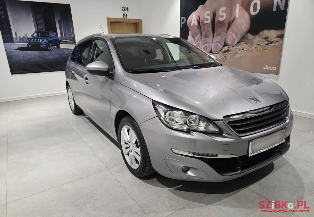 2017' Peugeot 308 Sw photo #1