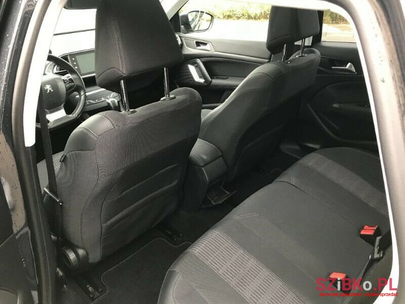 2018' Peugeot 308 photo #5