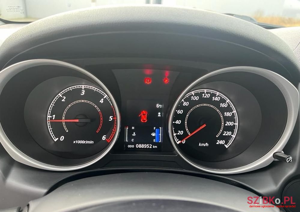 2011' Mitsubishi ASX photo #6