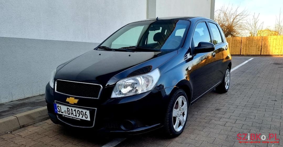 2010' Chevrolet Aveo photo #1