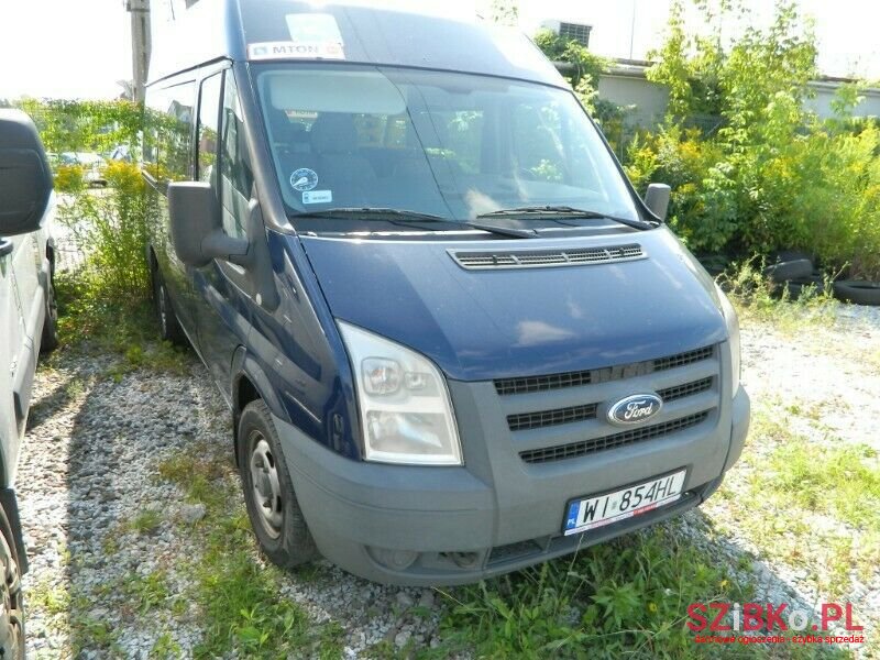 2011' Ford Transit photo #2