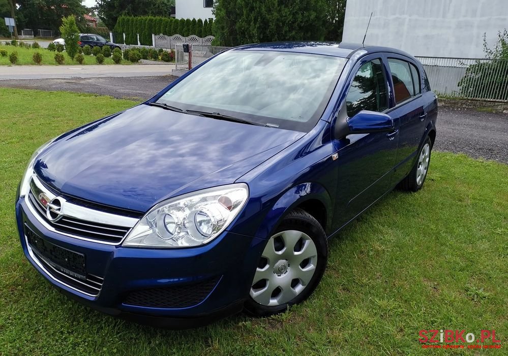 2007' Opel Astra Iii 1.6 Elegance photo #1