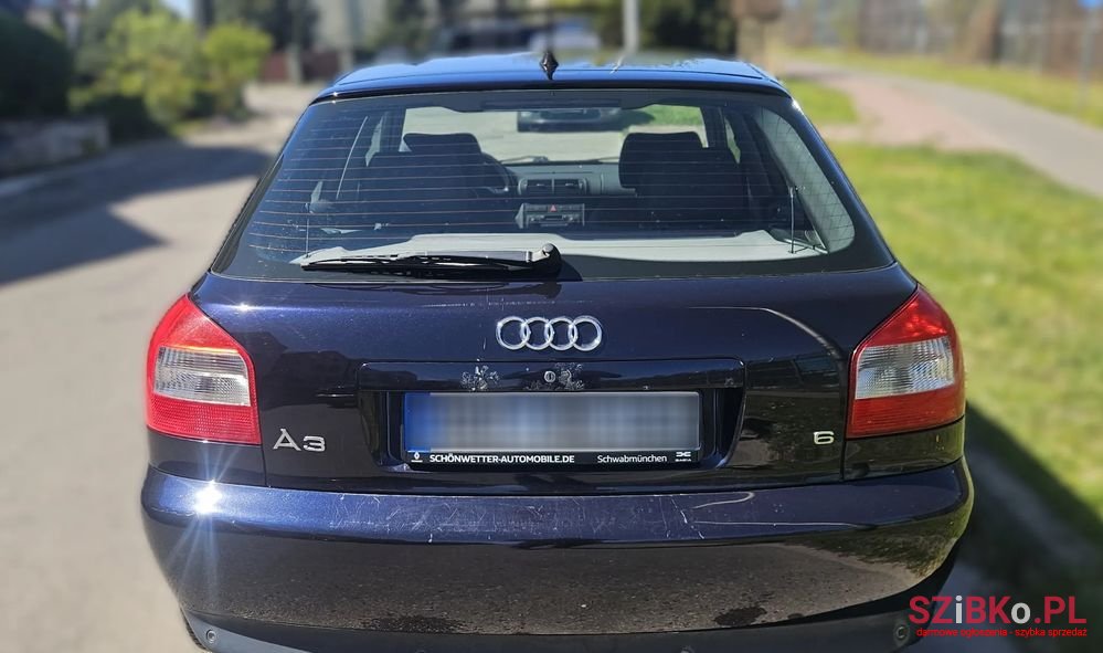 2003' Audi A3 Sportback photo #2