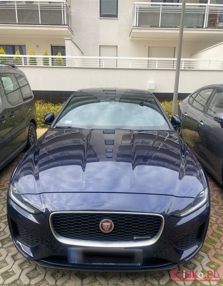 2019' Jaguar XE photo #6