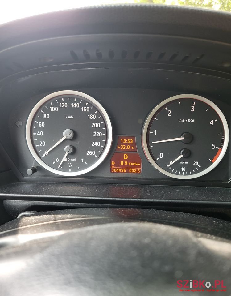 2004' BMW 5 Series photo #2