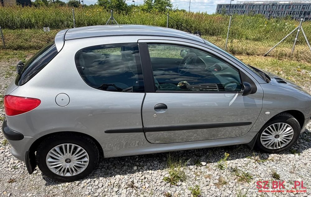 2002' Peugeot 206 1.1 Husky photo #5