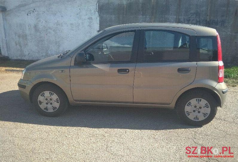 2009' Fiat Panda photo #1