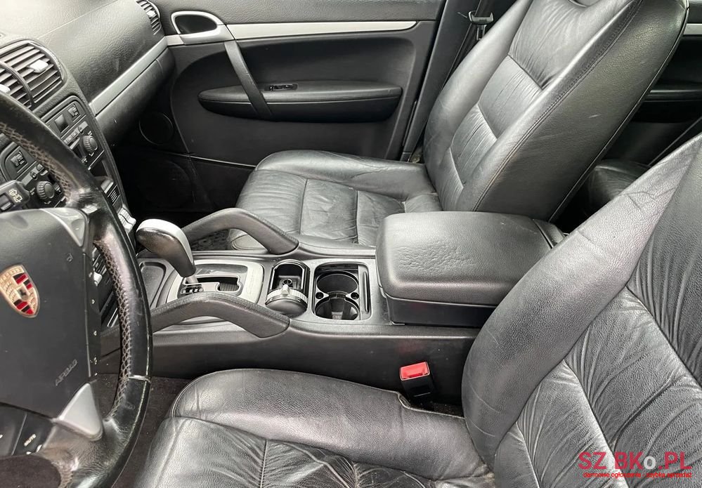 2004' Porsche Cayenne Tiptronic S photo #3