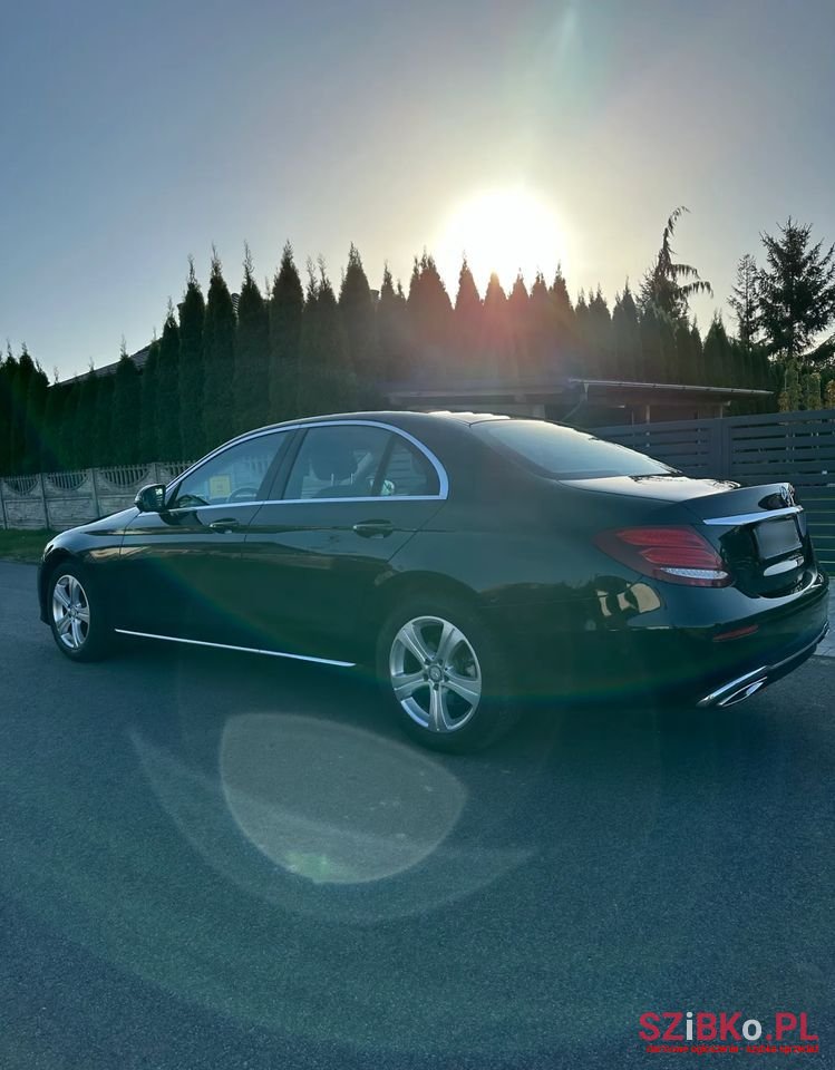 2016' Mercedes-Benz E-Class 220 D photo #4